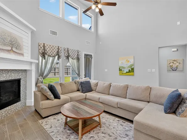 6808 Rowlett Dr, McKinney, TX 75070