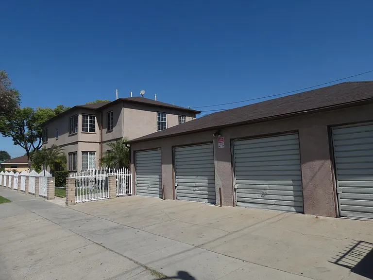 5005 Michigan Ave #D — Photo 2