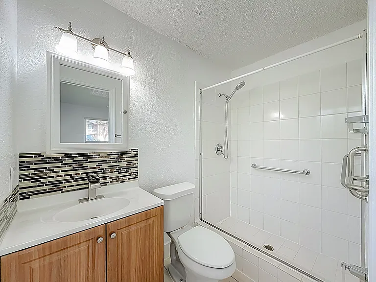 7504 NW 44th Ct #W — Photo 19
