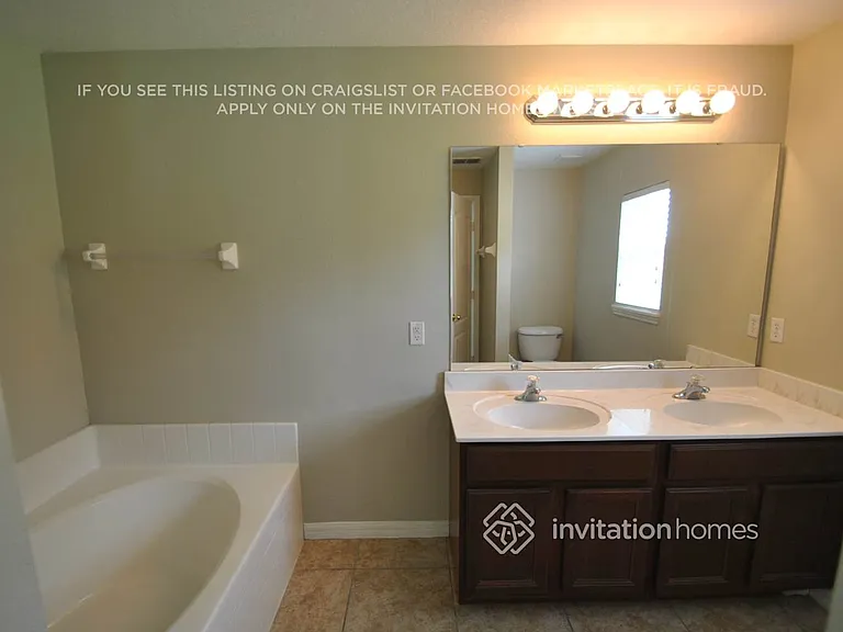 3144 Dasha Palm Dr — Photo 10