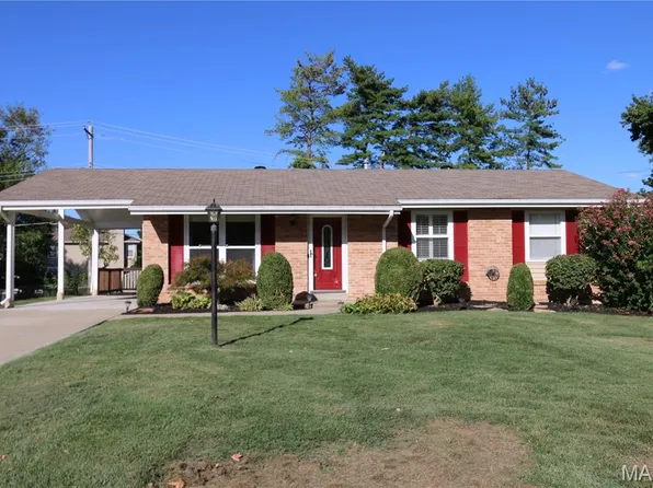 3 Oxbow Rd, Saint Peters, MO 63376
