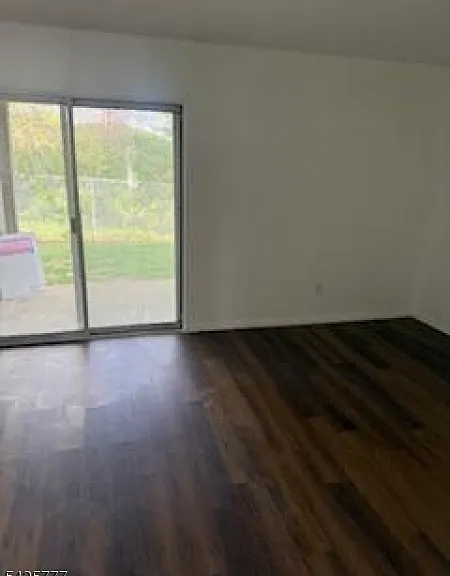 407 Orchard Meadows Dr — Photo 6