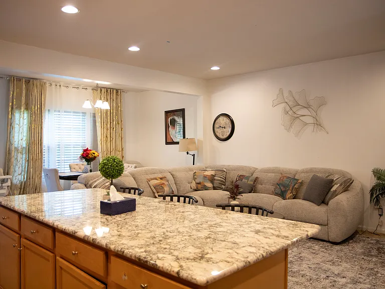 126 Kati Ct — Photo 3