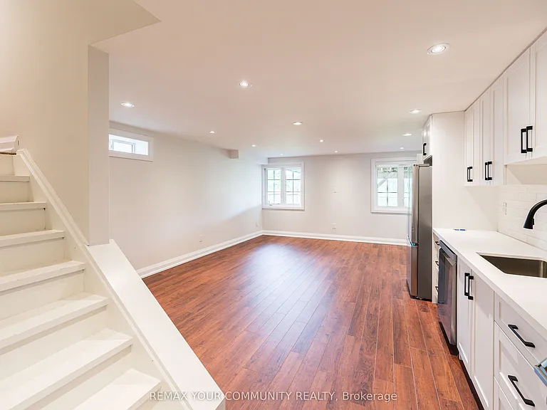 176 Aishford Rd #LOWER — Photo 22