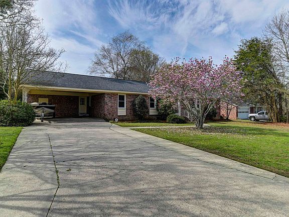 3rd image of 41 Garden Springs Rd