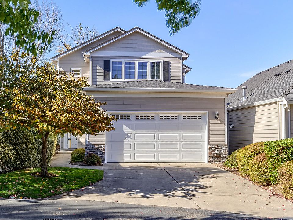 1st image of 316 Meadow Dr