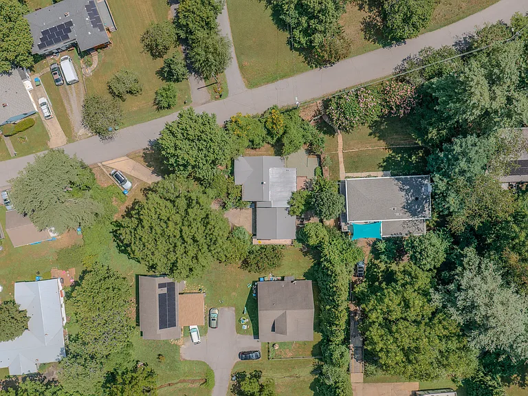 7 W Raleigh Rd #A — Photo 29