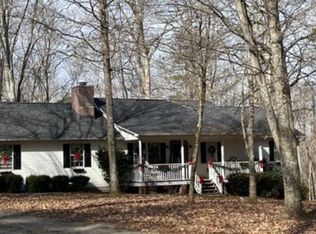 1655 Dean Mountain Rd, Cleveland, GA 30528