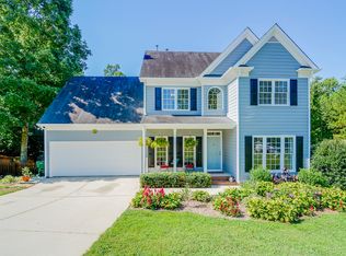 705 Littleleaf Ct, Holly Springs, NC 27540