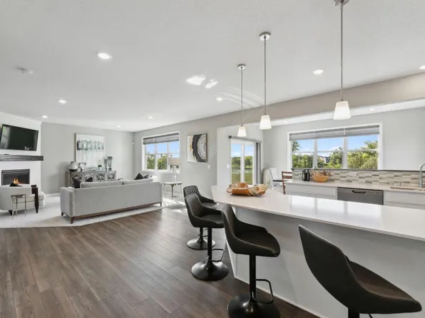 573 Heartland Dr, Delano, MN 55328