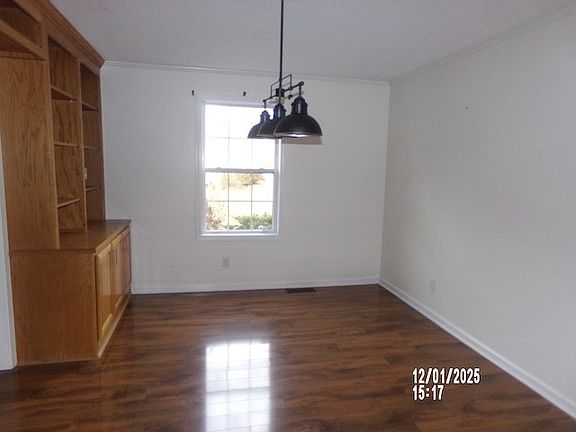 4th image of 1118 Hunting Creek Ct