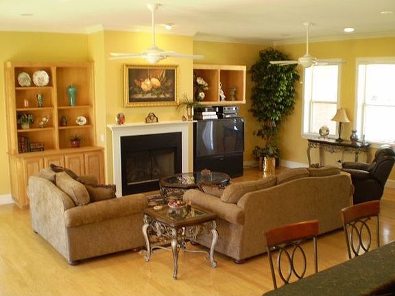 5th image of 910 Shady Bend Dr