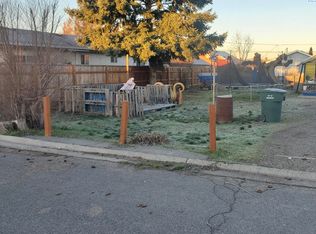 308 Davie Rd, Grandview, WA 98930