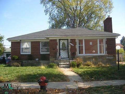 1st image of 17196 Goddard St