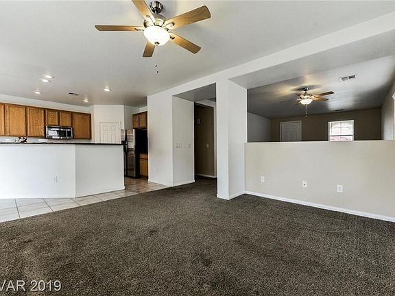 3rd image of 5917 Big Horn View St