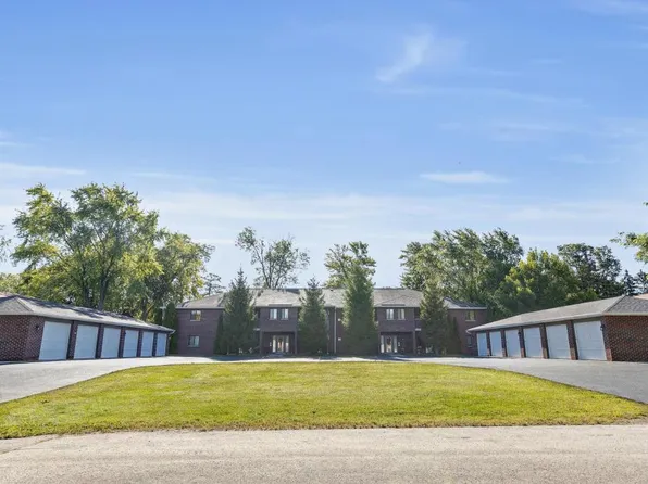 1841 Rosewood St, Green Bay, WI 54303