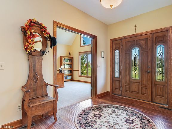 3rd image of 5345 Goldenrod Dr