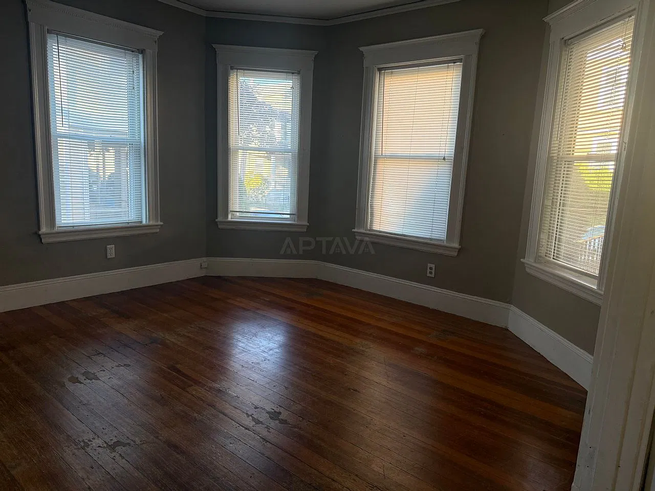 17 Mason St — Photo 3