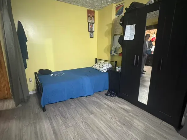 469 49th Street image 5 of 10