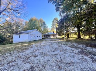 512 Maddux Ridge Rd, Baxter, TN 38544