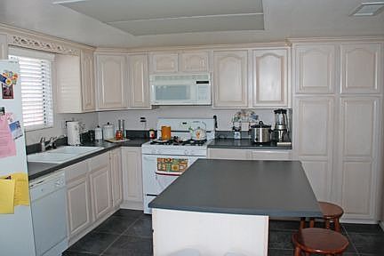 3rd image of 775 Fordland Ave