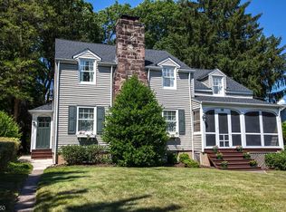 48 Cedar Grove Pkwy, Cedar Grove, NJ 07009