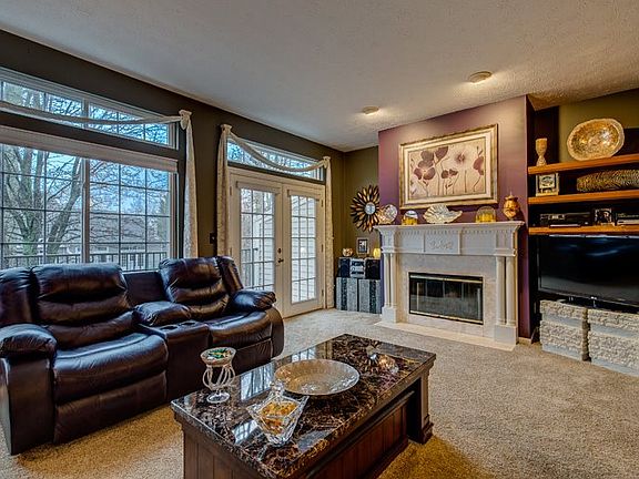 4th image of 907 Oakmont Ct