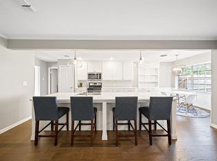 601 Royal Ridge Dr, Denison, TX 75020