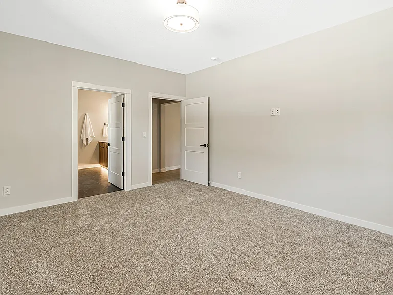 7005 NE 50th Ave — Photo 38
