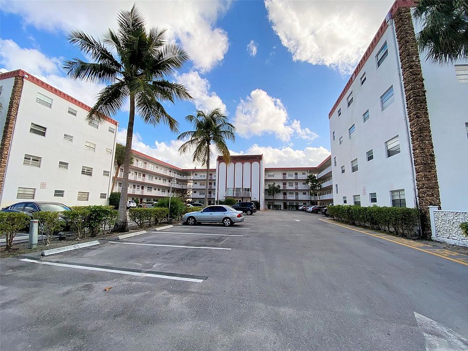 1st image of 4270 NW 40th Street #215