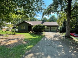 1626 Scholar Dr, Lawrenceville, GA 30044