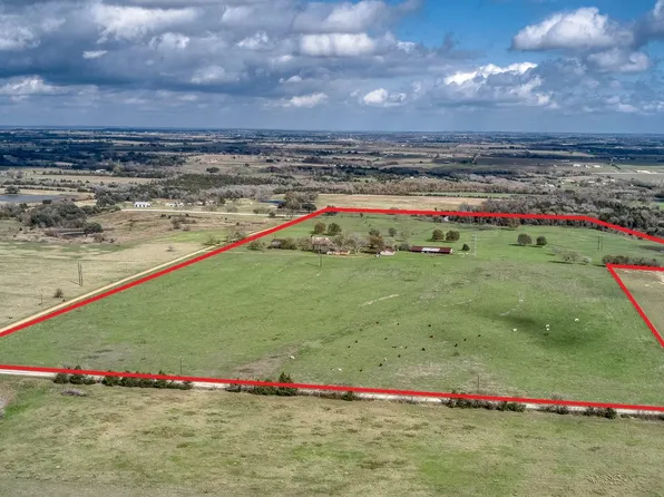 6405 Lorena Ln, Burton, TX 77835