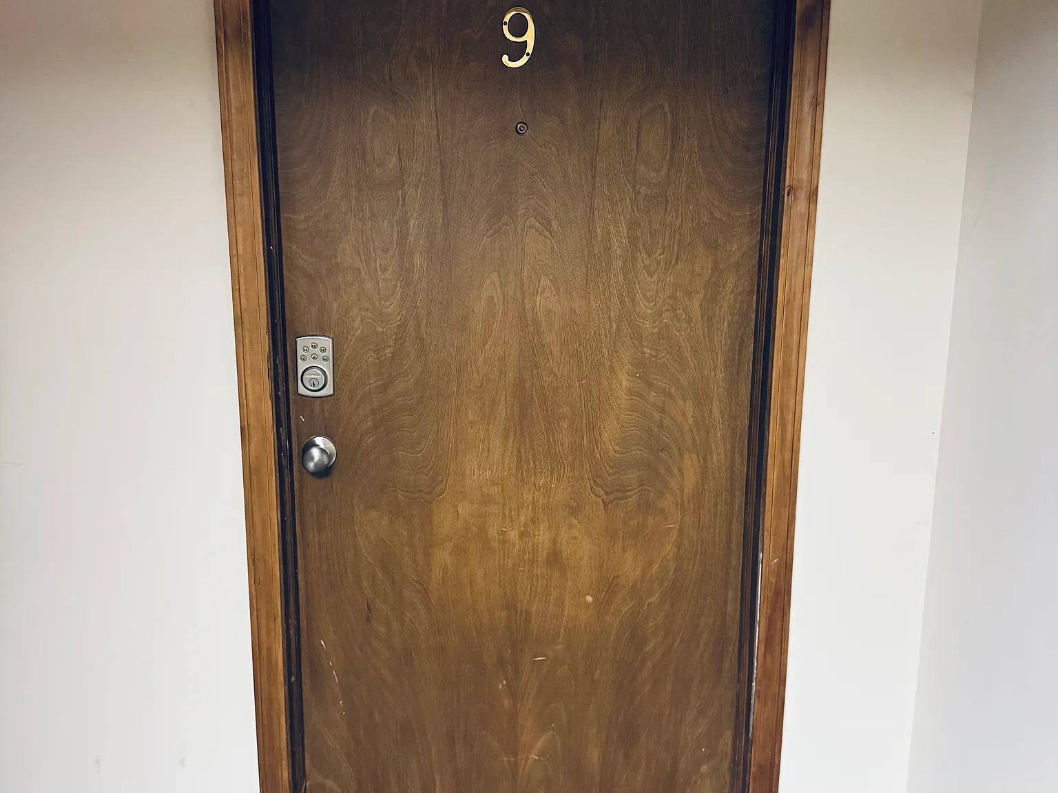 1 bed, 1025 sqft, $775 — Photo 2
