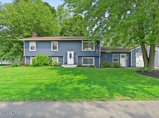 33 Boylston St, Glens Falls, NY 12801