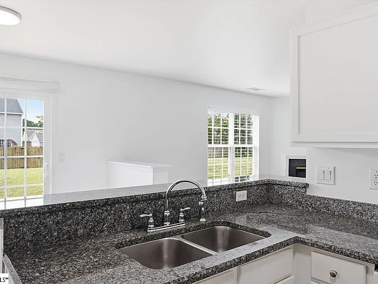 106 Reedy Falls Dr — Photo 15