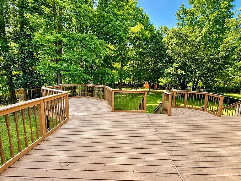 6725 Ridge Moore Dr — Photo 30