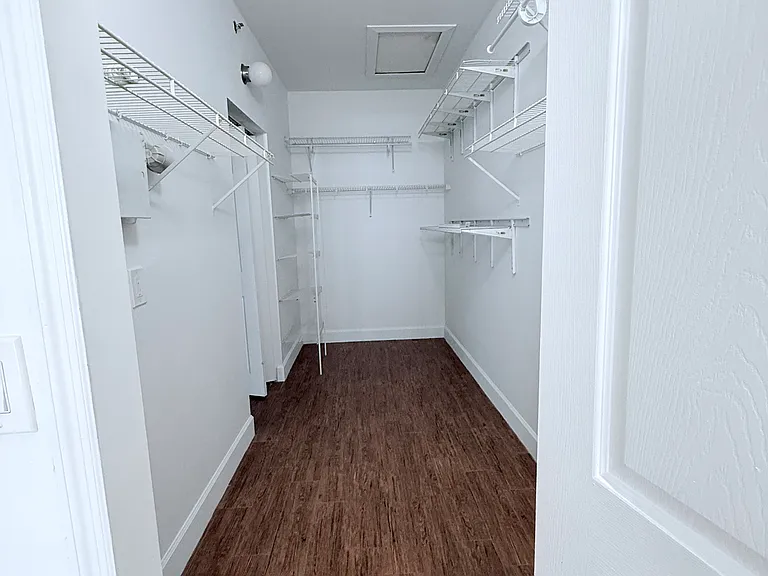 3245 NE 184th St #13405 — Photo 12