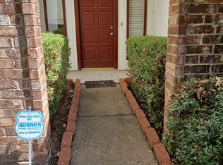 16726 Summer Dew Ln, Houston, TX 77095