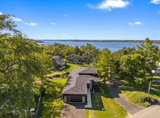 N1935 Birches Dr, Lake Geneva, WI 53147