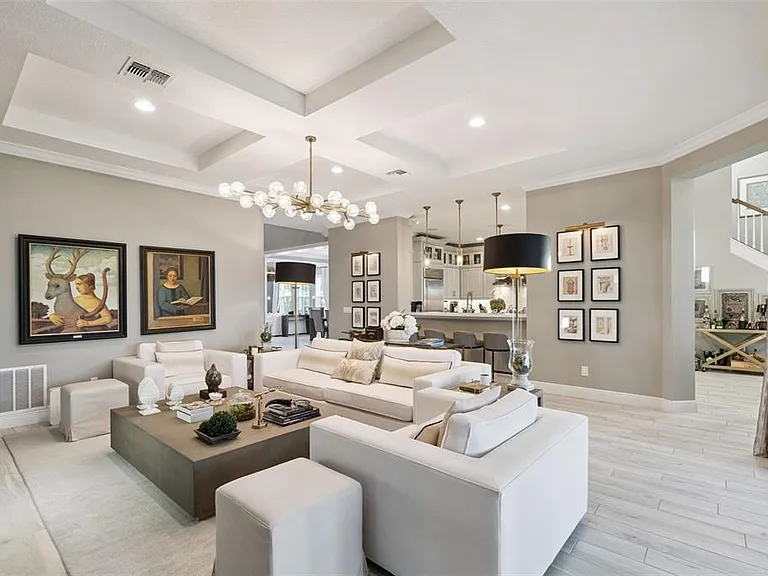 7556 John Hancock Dr — Photo 8