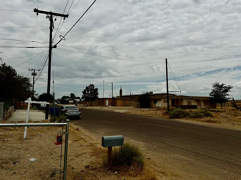 25244 Jade Rd — Photo 3