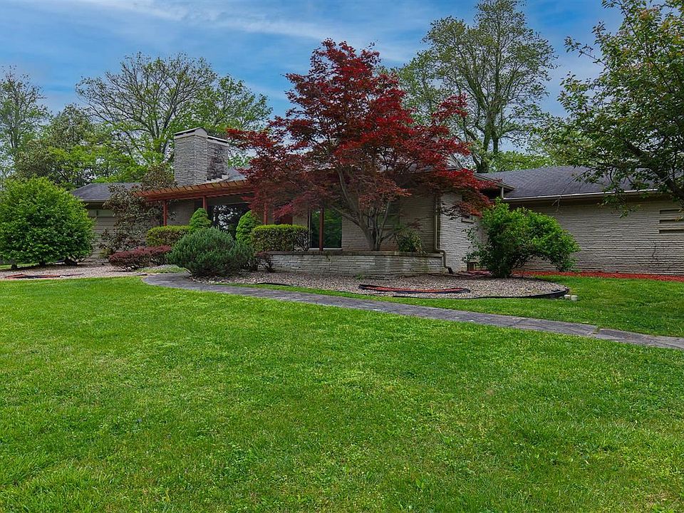 1st image of 106 Douglas Dr