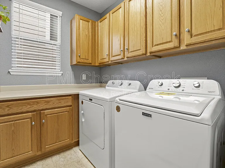 10740 Southhaven Cir — Photo 11