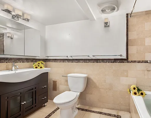 Rented by Compass | media 16