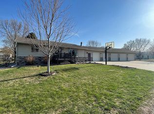 303 E 15th Ave, Tyndall, SD 57066