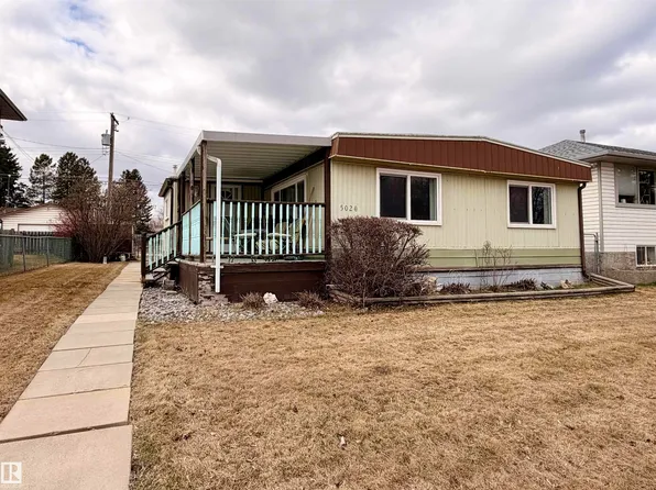 5020 43rd St, Drayton Valley, AB T7A 1B8
