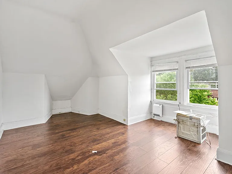 1615 Denniston St #2 — Photo 14