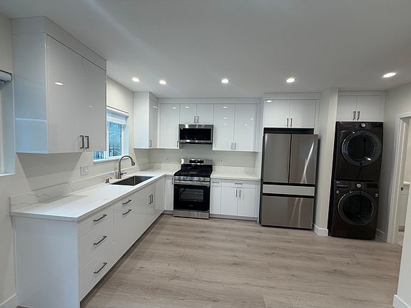 4th image of 13897 Wallabi Ave