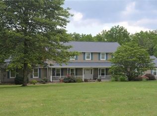 129 Blackhill Rd, Smithfield, PA 15478