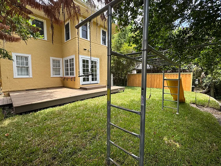 222 Osceola Ct — Photo 18